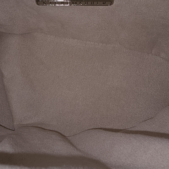 STEVE MADDEN Quilted Cream 2 Bag Set with 3 Interchangeable Straps NIB - Picture 4 of 6